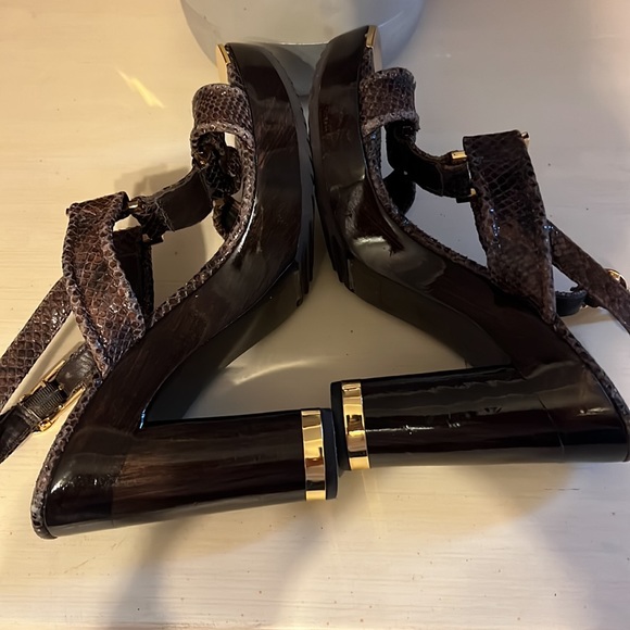 TORY BURCH SNAKESKIN CHUNKY HEELS SZ 8.5M - Picture 7 of 13